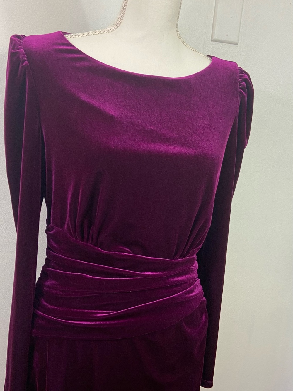 Lauren Ralph Lauren Velvet Puff Sleeve Dress Sz 8 Purple Ruched Faux Wrap Skirt - Picture 3 of 12